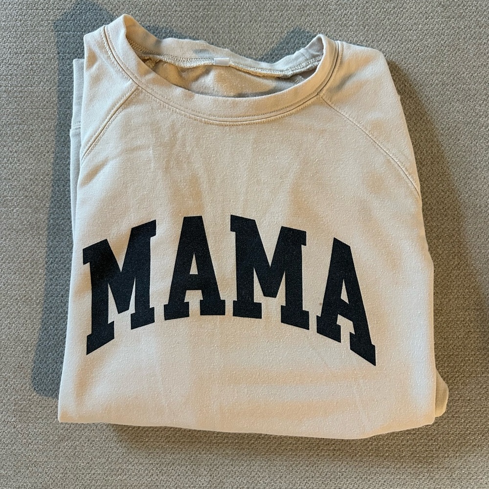 Cream 'MAMA' Sweatshirt